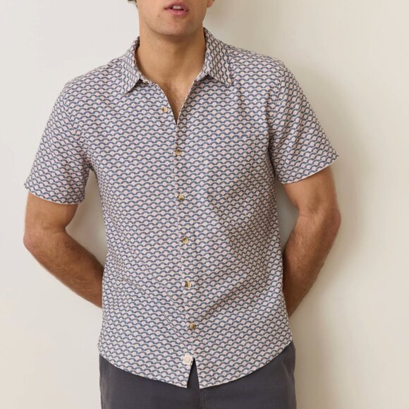 Marine Layer Stretch Selvage Short Sleeve Shirt in Japanese Wave Print, size L - Picture 1 of 12